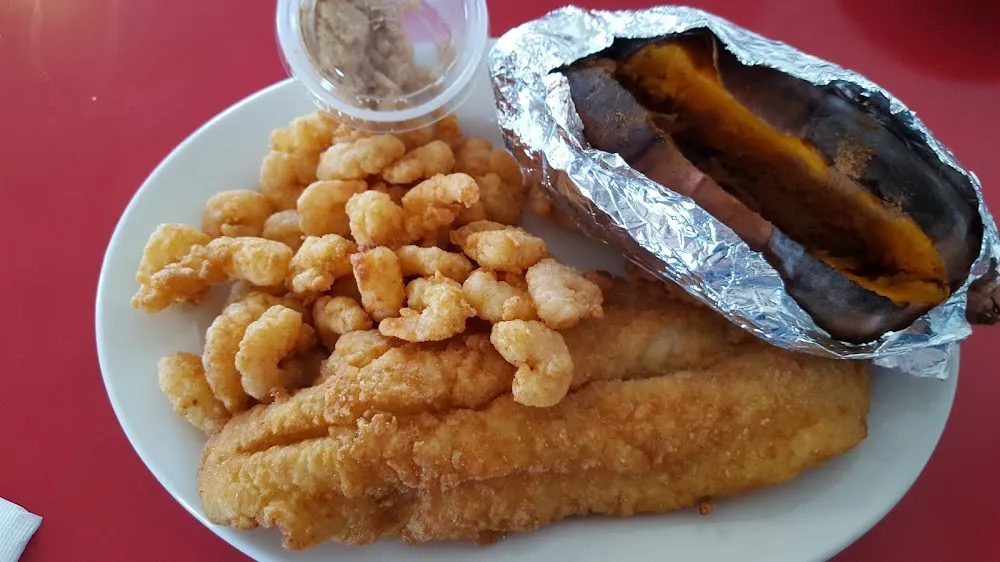 Fried Shrimp and Catfish Dinner